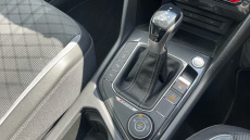 Volkswagen Tiguan 2.0 TDI 200 4Motion R-Line 5dr DSG Diesel Estate